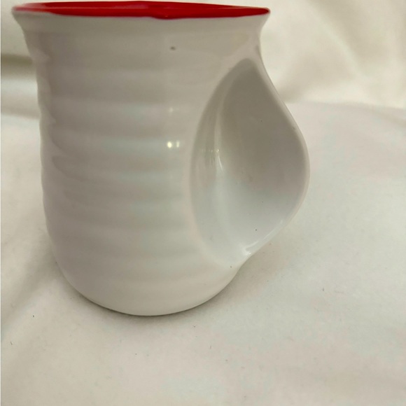‘Baby it’s Cold outside!’ Hand Warmer Right Handed Mug w Red Interior - Picture 7 of 10